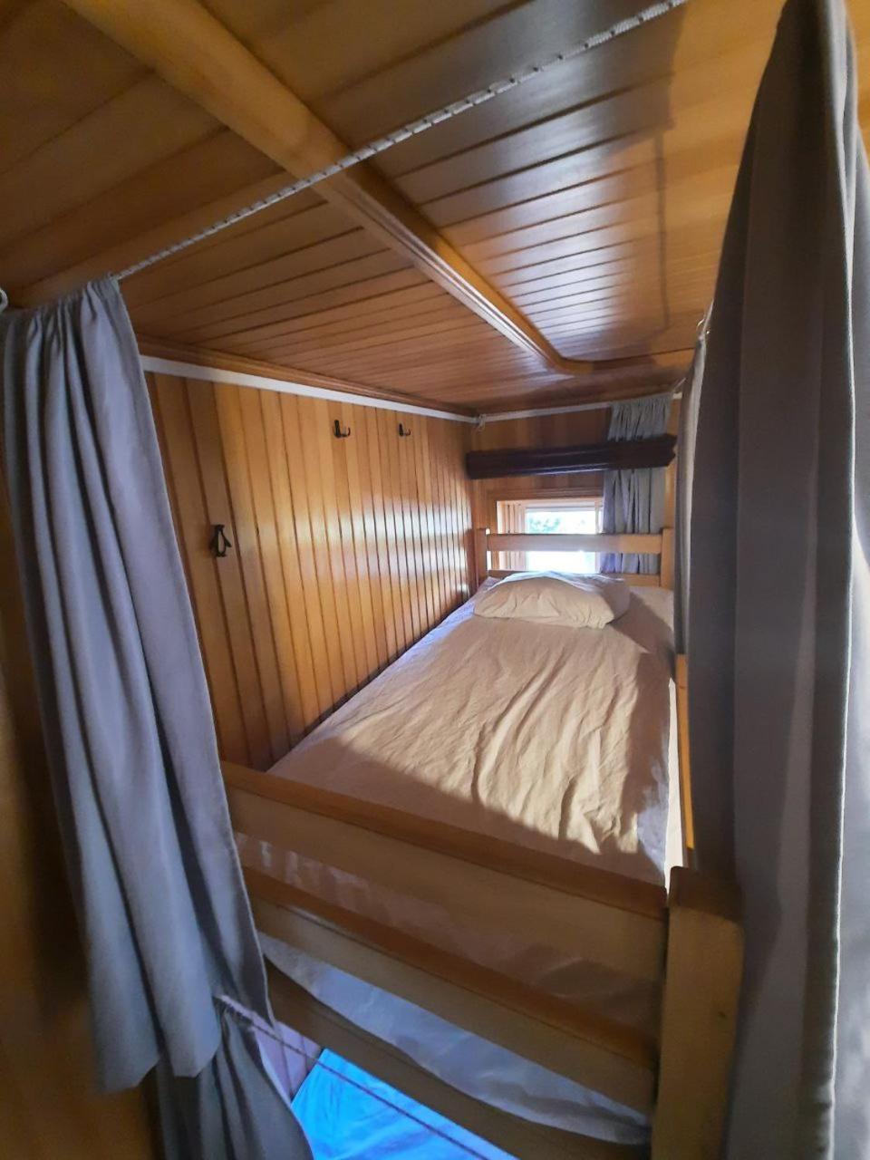 Palm Hostel Батумі Екстер'єр фото